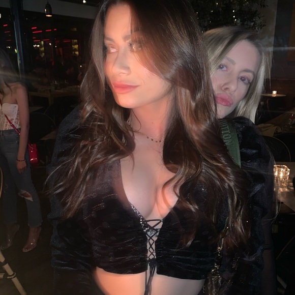 Meet your Posher, May - Picture 1 of 1